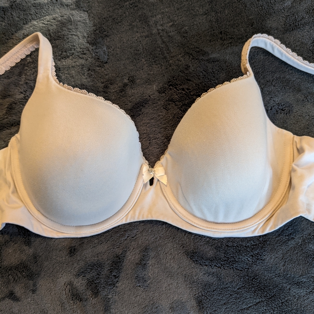 Body by Victoria 34DD Lined Demi Bra